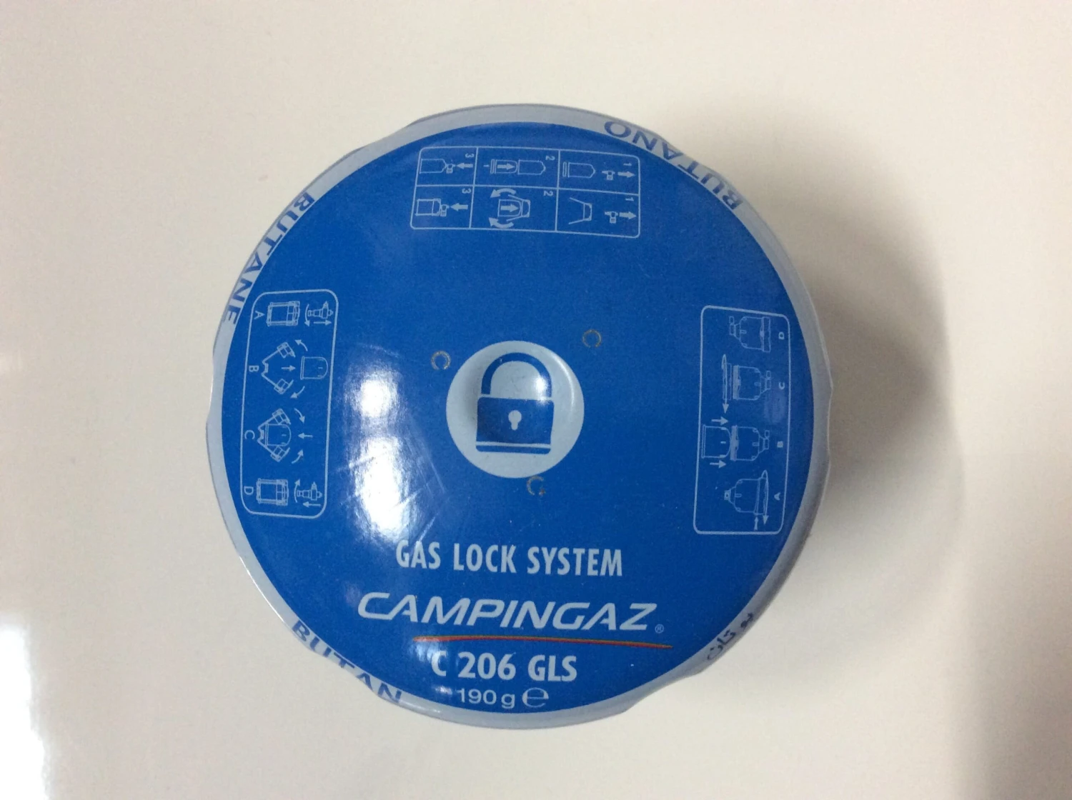 Campingaz C206 Gas Cartridge 4 Campingaz C206 Gas Cartridge - Image 2