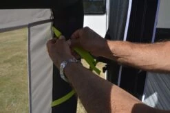 Dometic Air Break 3 Pro Section Windbreak 2024 -Outwell Zone wb0005 air break 5 37 web 1